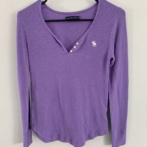 A&F long sleeve purple Henley top